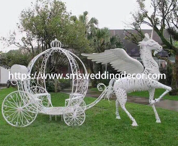 Cinderella pumpkin carriage