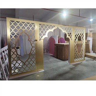 Dinding Latar Belakang yang Disesuaikan