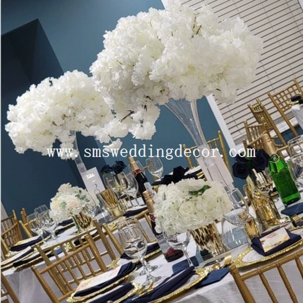 tall vase wedding centerpieces